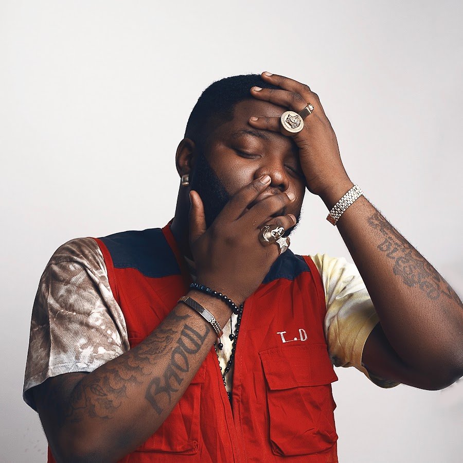Skales Lights Up the Stage at FC Barcelonas Copa del Rey Celebration - inaijanow.com Skales Lights Up the Stage at FC Barcelona’s Copa del Rey Celebration